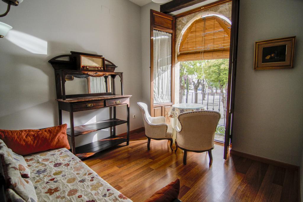 Hotel Vivienda Turistica Yamaries Úbeda Exterior foto