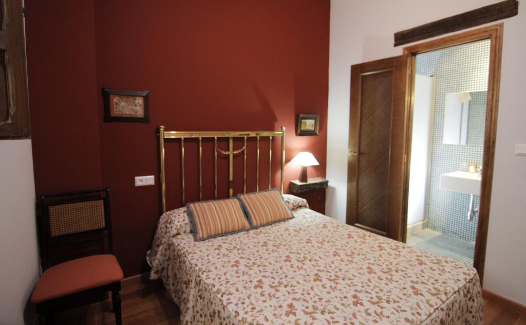 Hotel Vivienda Turistica Yamaries Úbeda Exterior foto
